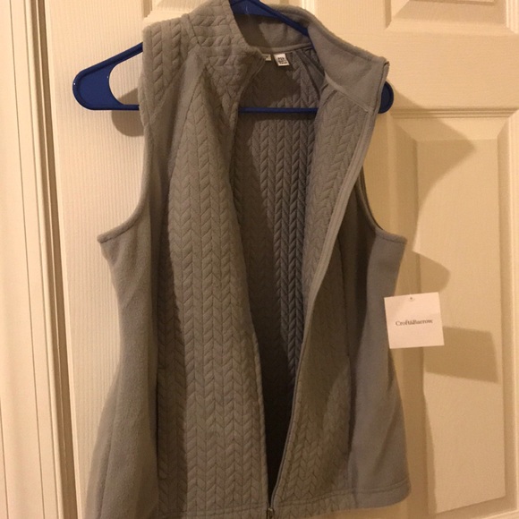 Fleece Patterned Vest - Picture 2 of 5